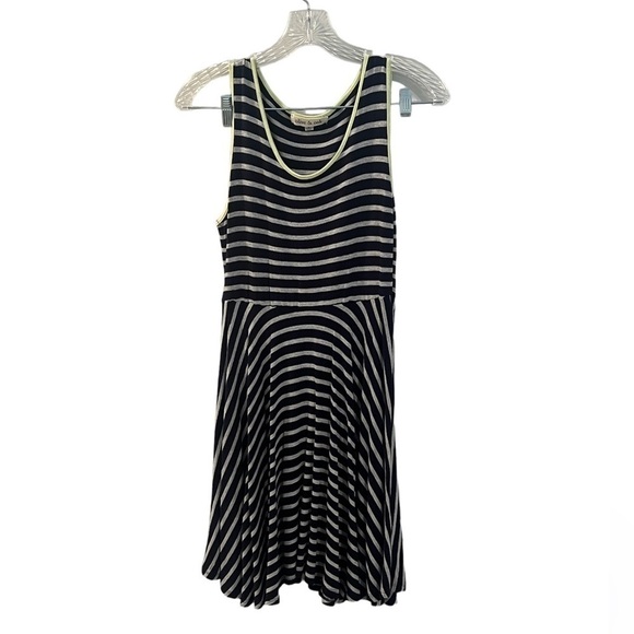 Olive & Oak blue and gray striped fit and flare dress - Picture 1 of 6